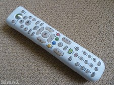 MICROSOFT XBOX 360 OFFICIAL UNIVERSAL MEDIA REMOTE CONTROL MULTIMEDIA DVD White