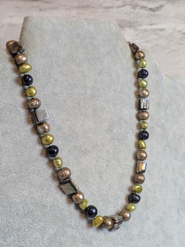 Real freshwater pearl necklace - pearl,
