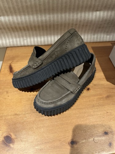 Clarks iconic viral torhill - clarks,