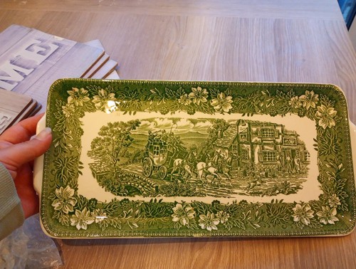 Royal tudor ware coaching - royal,