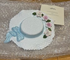 Aynsley Fine Bone China Wall