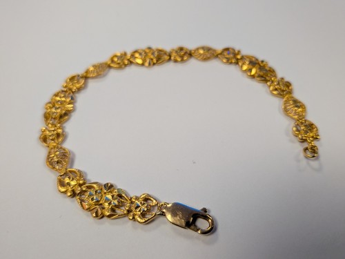 22ct gold patterned shaped - 22ct,