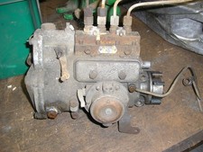 Fordson Major injector pump with pipes and silent-block coupling