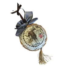 VINTAGE STYLE VICTORIAN