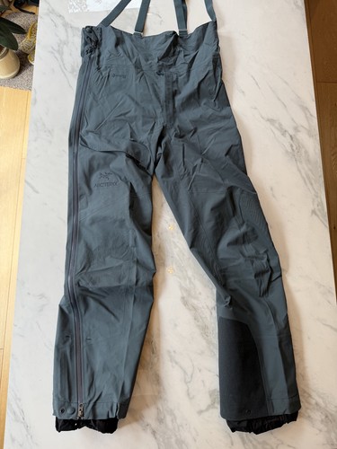 Arc teryx medium mens - medium,