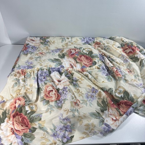 Vintage bed spread counter - bed,