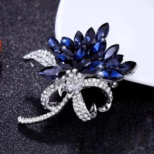 Flower brooch elegant crystal - brooch,