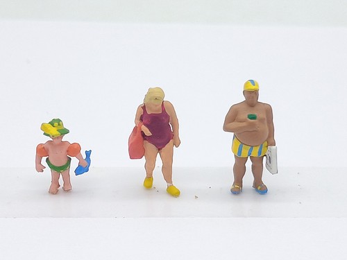 Preiser figures family - figures, at