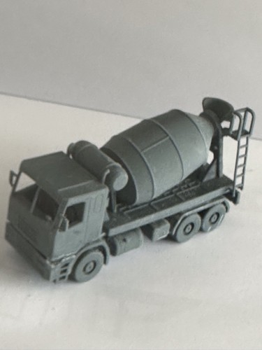 Cement mixer lorry - uk,