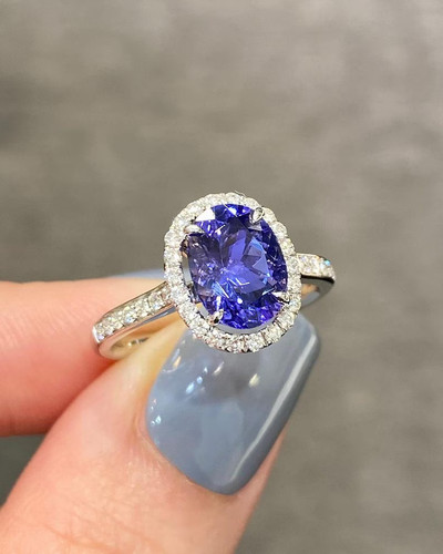 20ct cushion cut natural - 5.20ct,