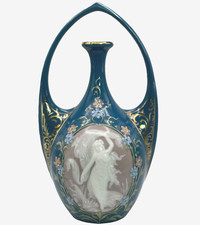 Pate-Sur-Pate Cameo Vase