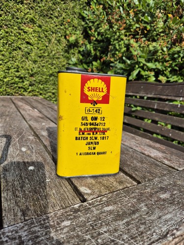 Shell oil quart metal tin - quart,