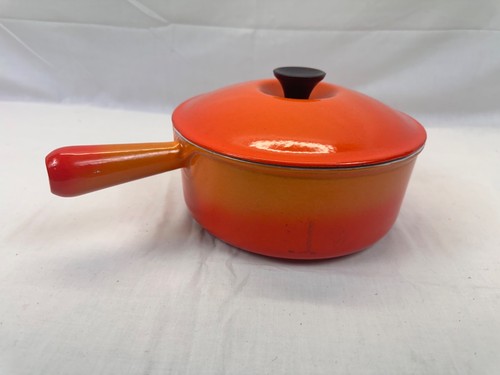 Creuset 22cm cast - 22cm,