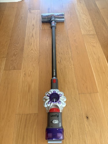 Dyson cordless vacuum - dyson, v8