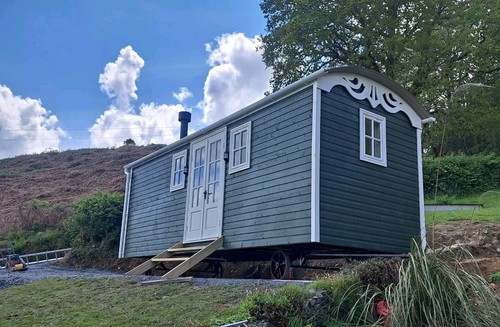 Shepherd hut for sale - for,