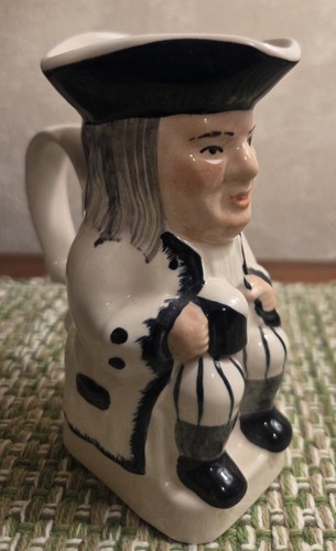 Vintage toby jug - jug, inches)