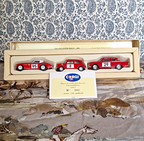 Corgi alpine rally set 43 - alpine,