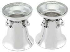 Antique Arts & Crafts Style