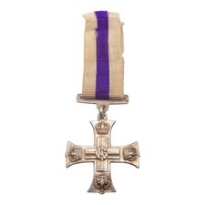 MILITARY CROSS GEO V MINIATURE