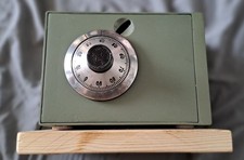 Chubb Manifoil Key or Money