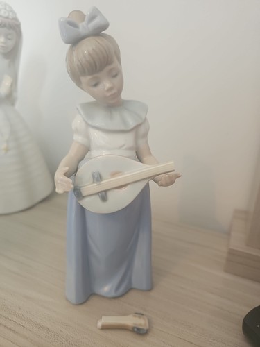 Lladro nao figurine girl - figurine,
