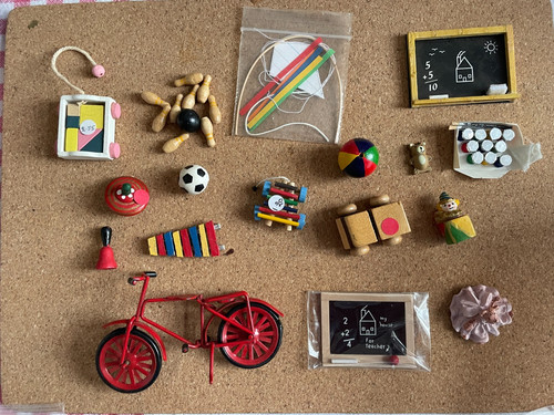 12th dolls house toys - dolls,