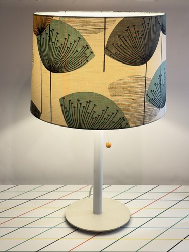 Vintage manade kiwi table - vintage,