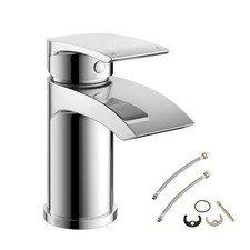 Modern Basin Sink Tap Square