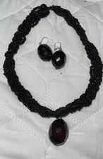 VICTORIAN WHITBY JET PENDANT &