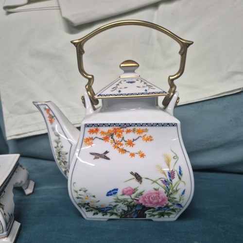 Franklin mint the birds and - mint,