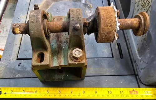 Drive shaft and - drive,