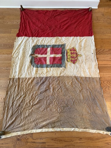 Antique italian royal flag - antique,