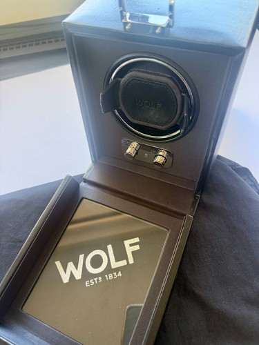 Wolf heritage module - wolf, watch