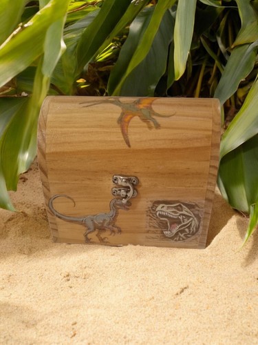 Dinasaur wooden treasure - dinasaur,