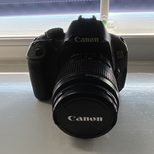 Canon eos 700d - eos, dslr