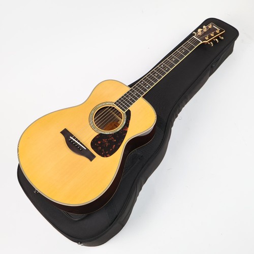 Yamaha acoustic guitar - acoustic,
