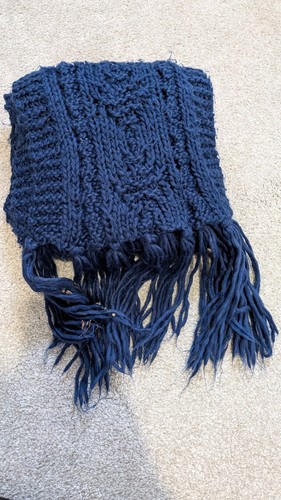 Navy blue wooly scarf - blue,