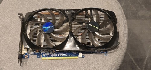 Gigabyte radeon hd7850 2gb - radeon,