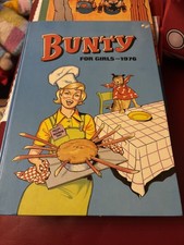 Book Bunty For Girls 1976