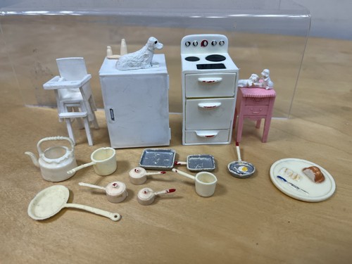 Vintage 1960s plastic - 1960s,
