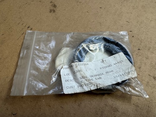 Rear gearbox oil - oil, seal