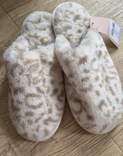 Neutral animal print - animal,