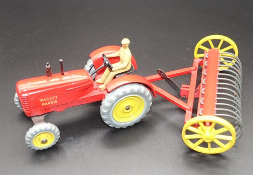 Vintage dinky toys - toys, die