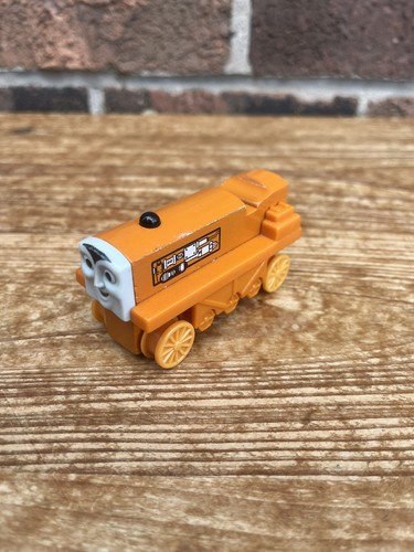Thomas tank engine - thomas,