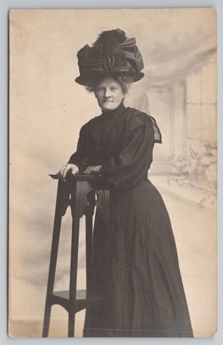 Woman large hat victorian - large,