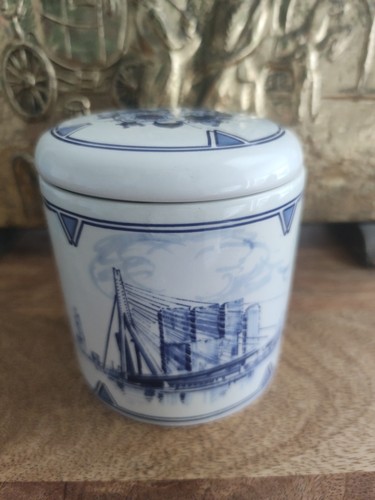 Royal delft blue - blue, jars