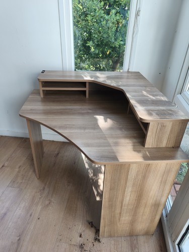Brown wood effect - effect, corner