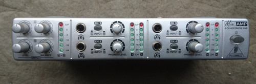 Behringer miniamp 800 2 - miniamp,