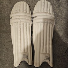 PUMA Atomic 3000 Mens Cricket