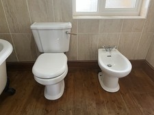 Rolled Top Bathroom Suite with Bidet and Radiator In White Gloss Finish